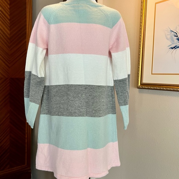 H&M sweater dress. 4T. - Picture 3 of 3